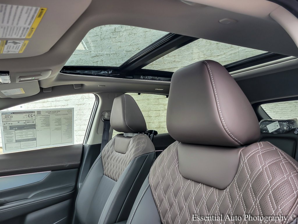 New 2026 Everest White Pearl Tricoat Nissan Platinum image 9