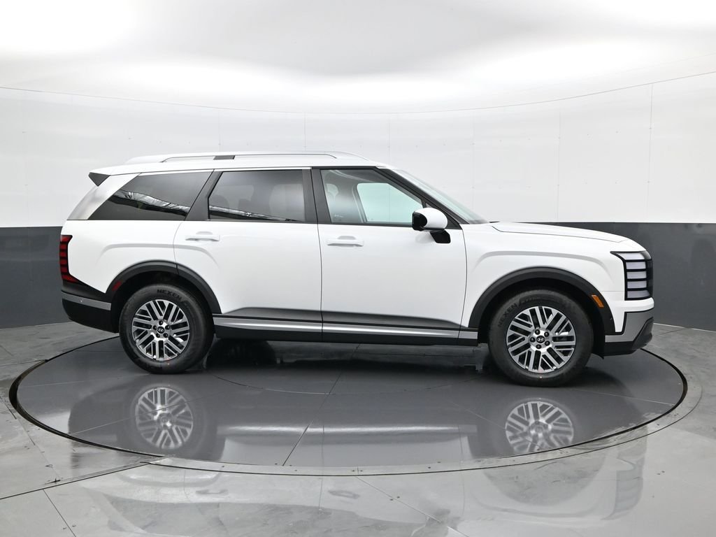 Used 2026 White Hyundai SEL Premium image 9