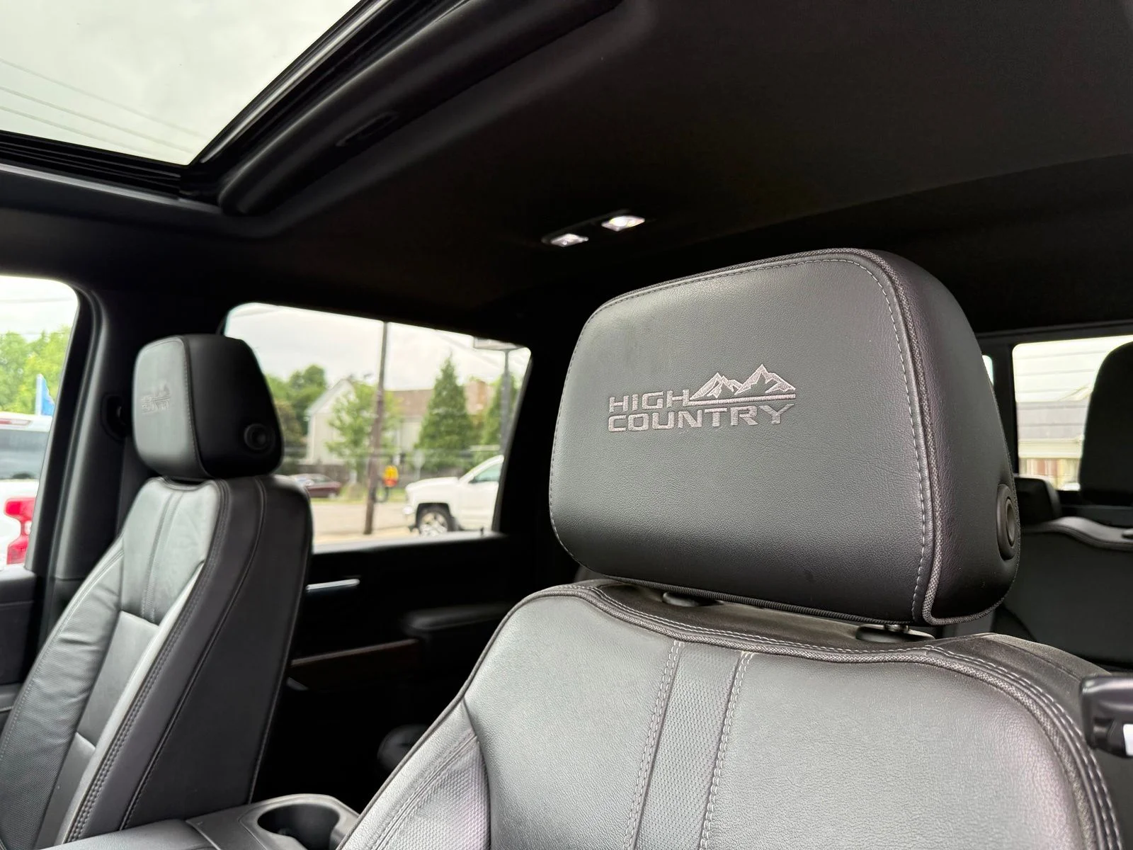 Used 2020 Beige Chevrolet High Country image 16