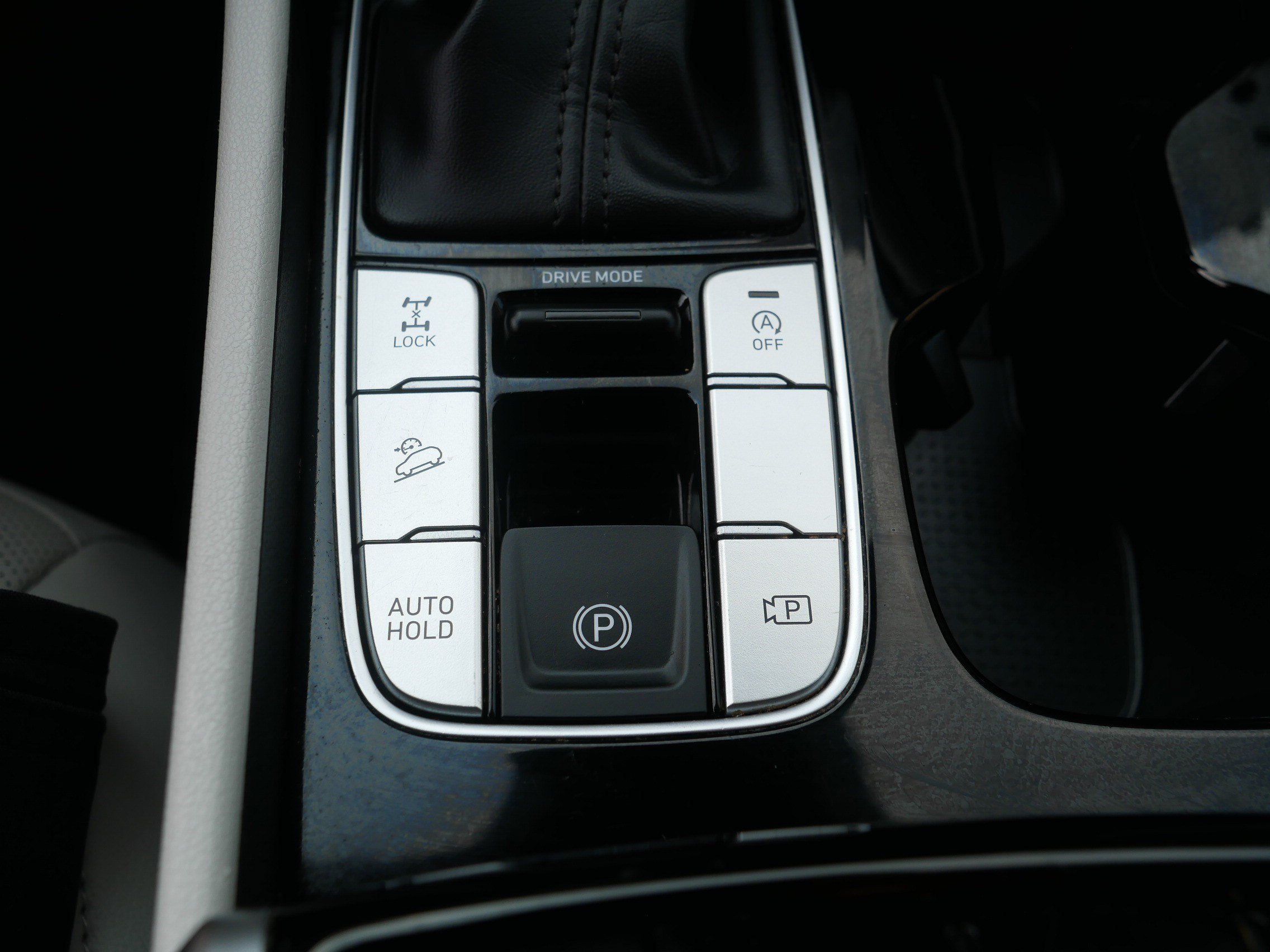 Used 2023 Portofino Gray Hyundai SEL image 31