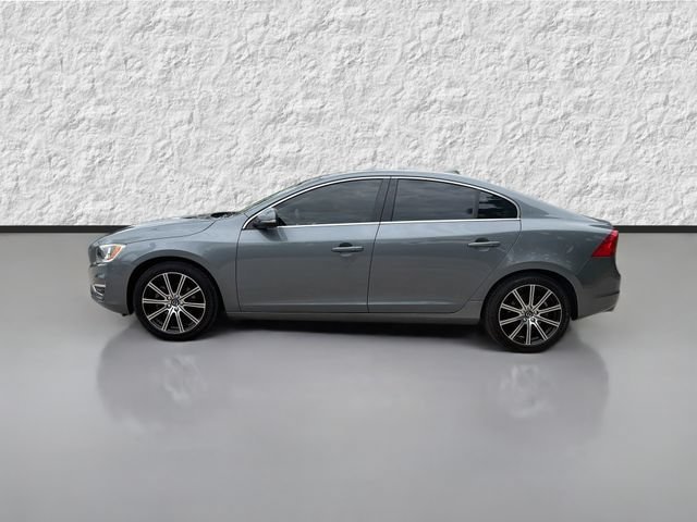 Used 2016 Gray Metallic Volvo T5 Drive-E Premier image 6