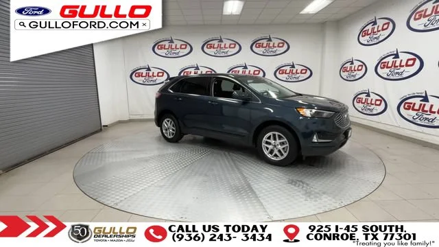 Used 2024 Blue Metallic Ford SEL image 2
