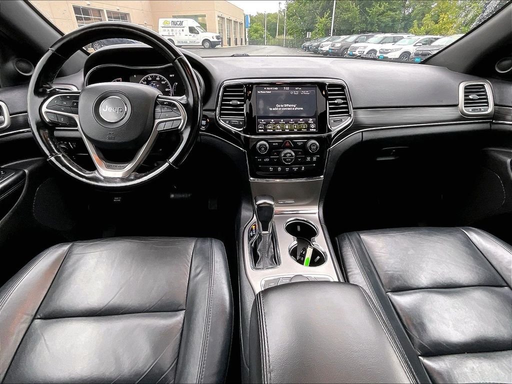 Used 2020 Bright White Clearcoat Jeep Limited image 21