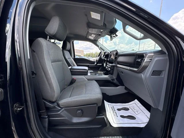 Used 2024 Black Ford XLT image 20