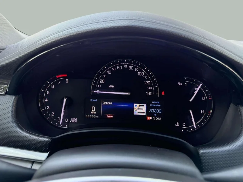 Used 2017 Silver Cadillac Luxury image 11