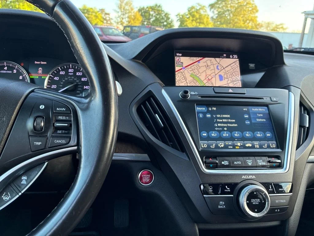 Used 2020  Acura Technology image 13