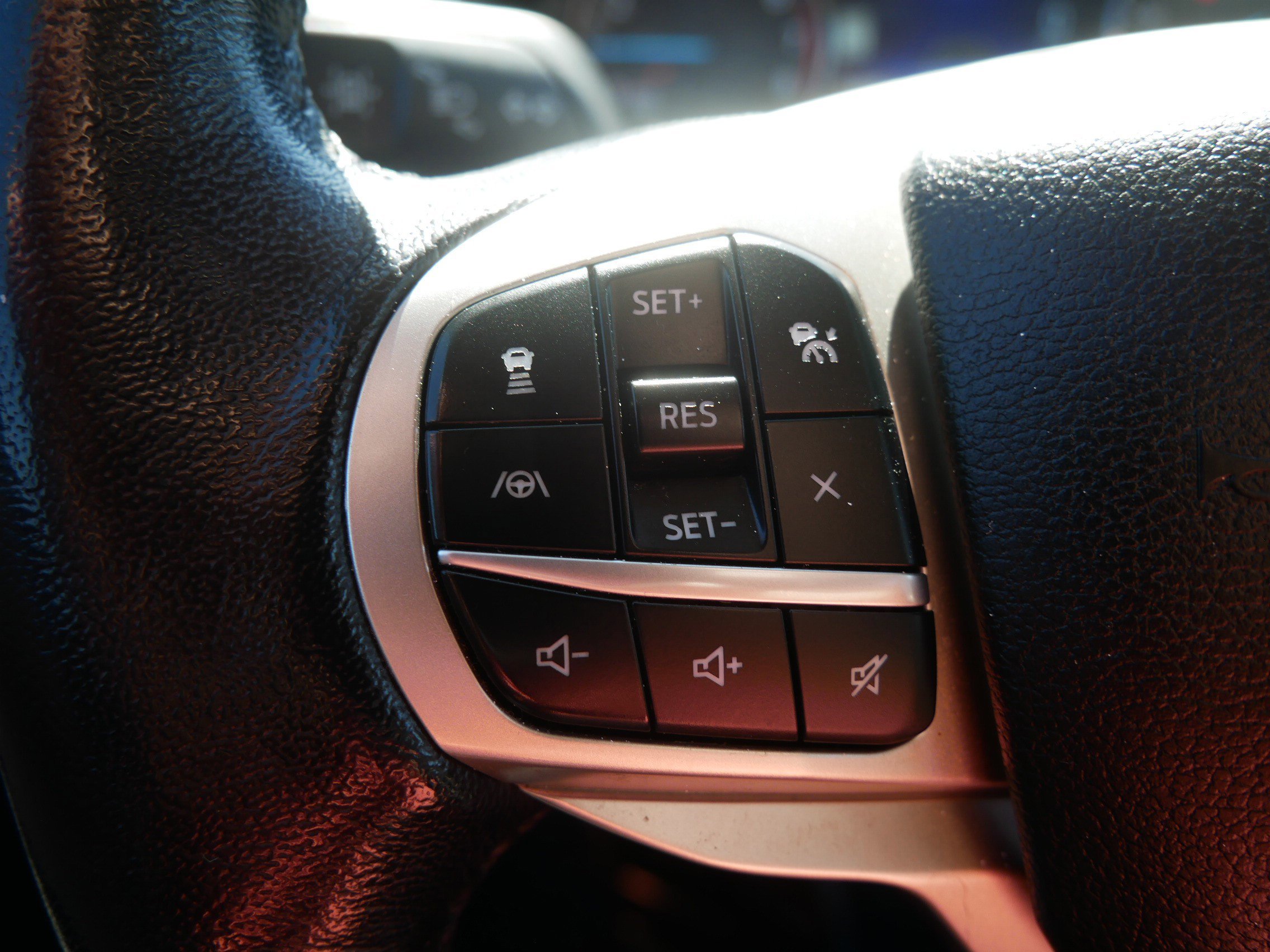 Used 2021 White Ford Limited image 27