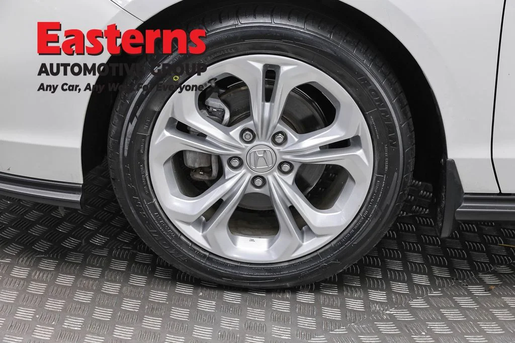 Used 2023 White Honda LX image 31