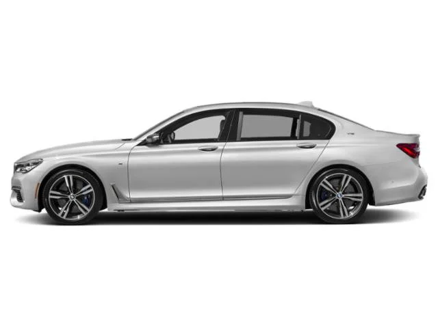 Used 2019 Mineral White Metallic BMW M760i xDrive image 3