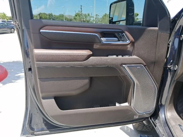 Used 2024 Silver GMC Denali image 14