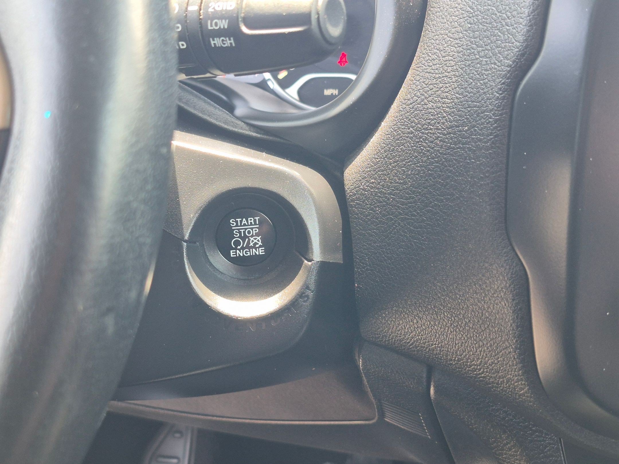 Used 2017 Granite Crystal Metallic Clearcoat Jeep Limited image 19