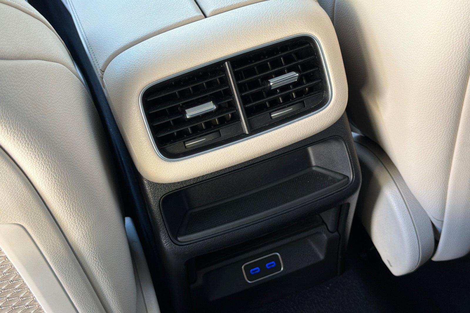 Certified Used 2024 Blue Mercedes-Benz GLE 350 image 33