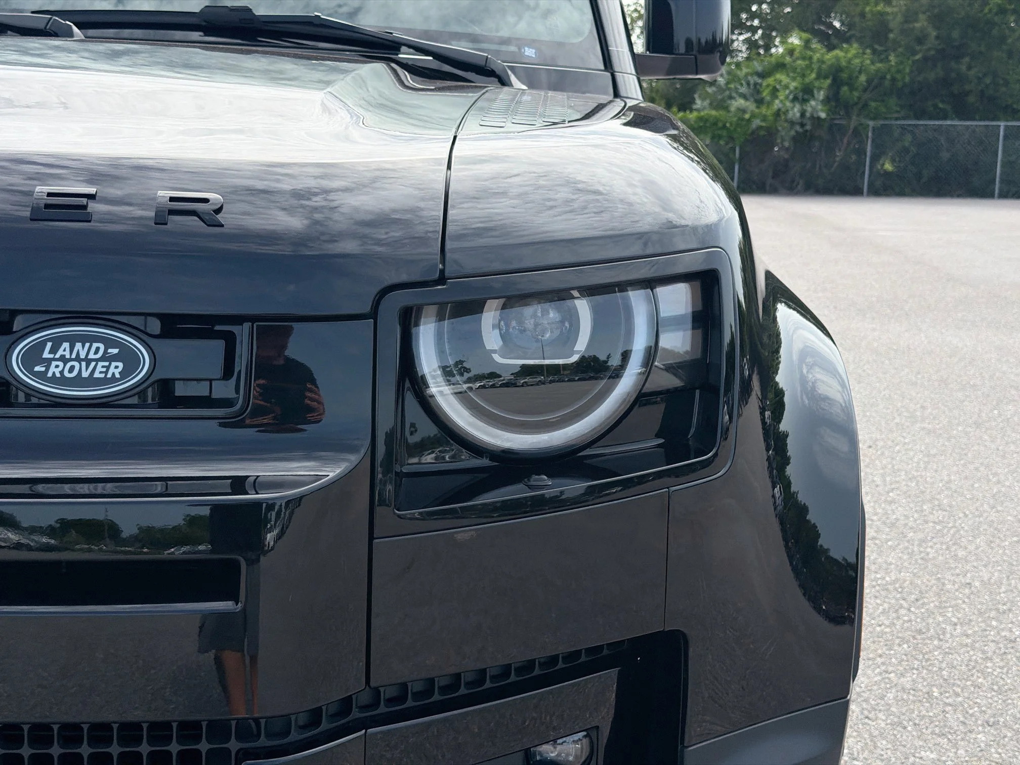 New 2026 Santorini Black Land Rover S image 9