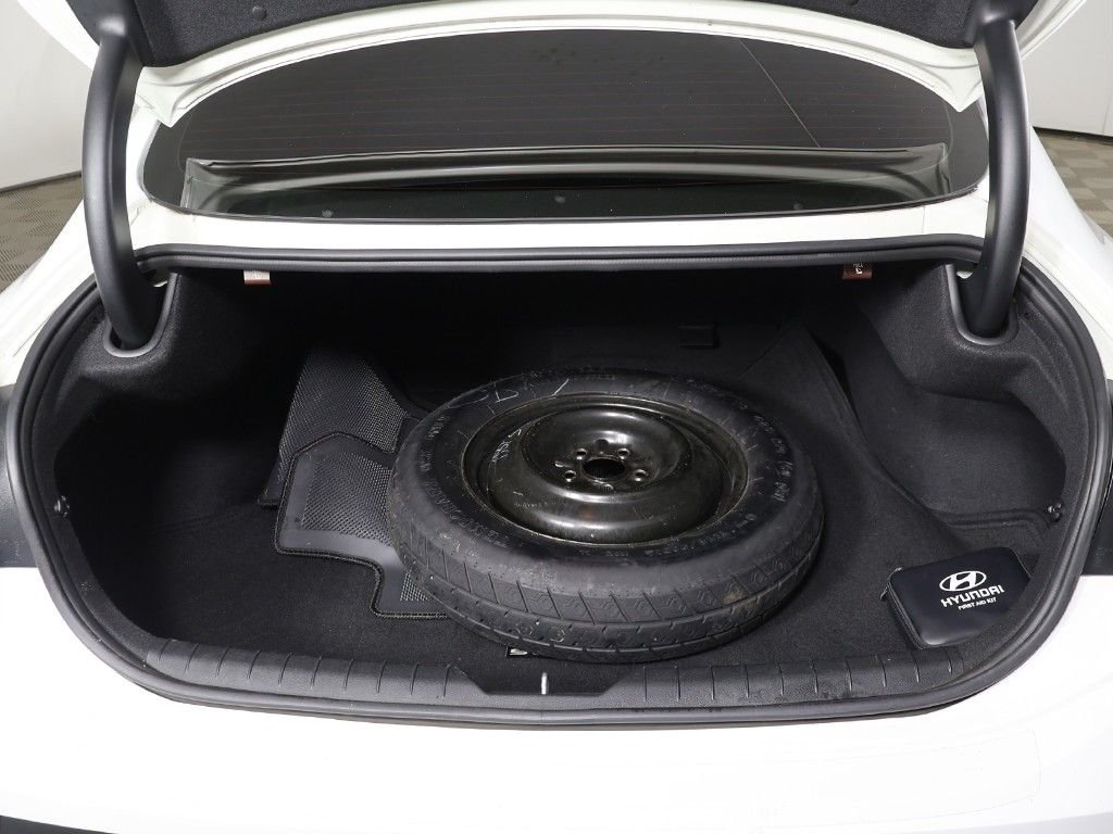 Certified Used 2024 White Hyundai SEL image 15