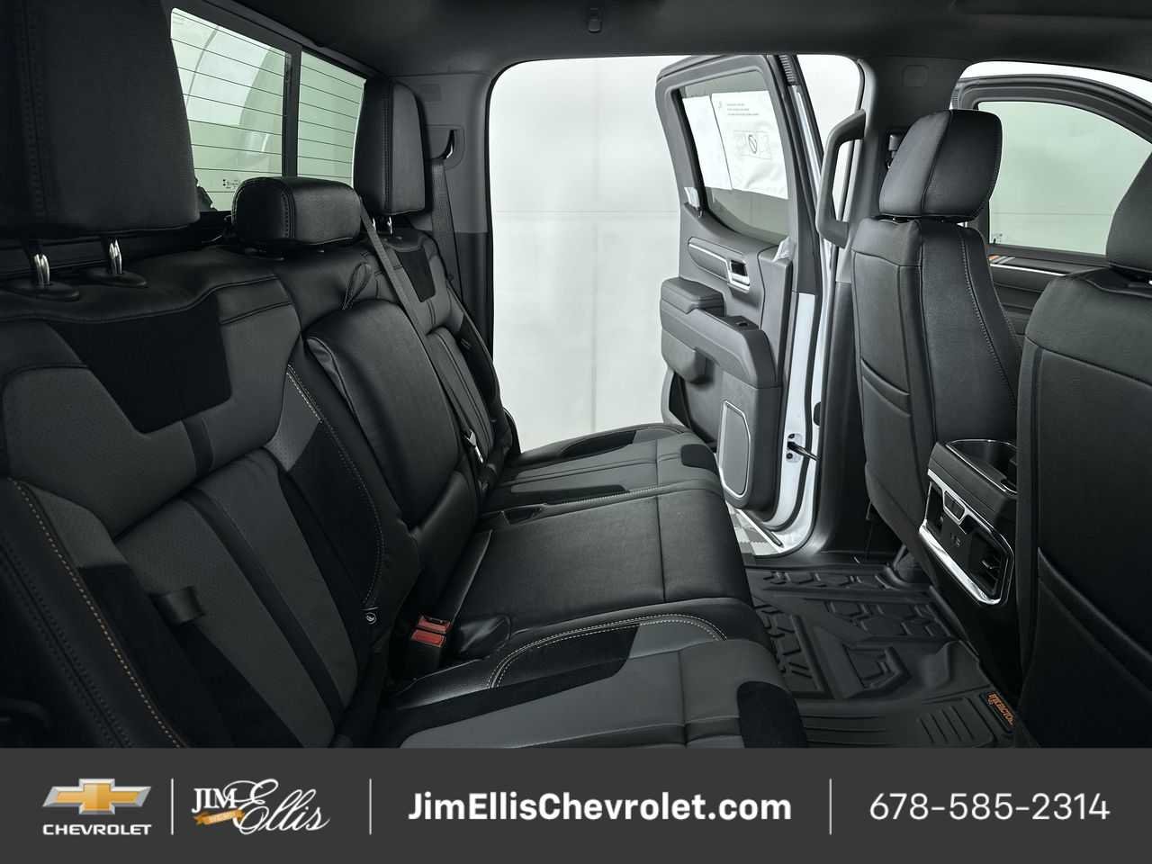 2025 Chevrolet Silverado 1500 LTZ - Photo 54