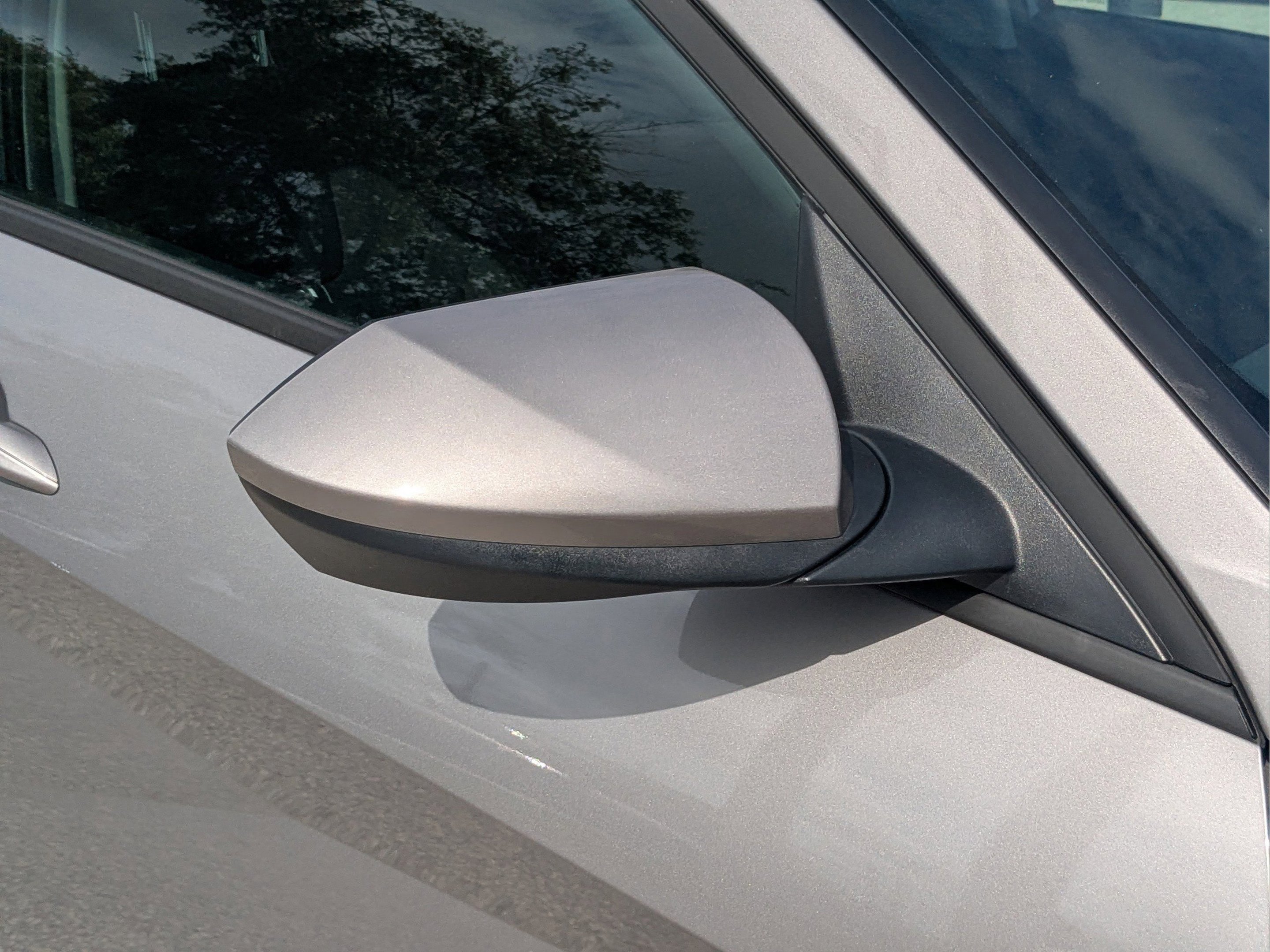 Used 2025 Fluid Metal Hyundai Blue image 31