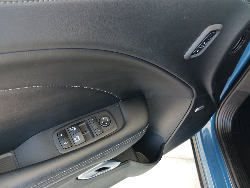 2023 Dodge Challenger R/T - Photo 30