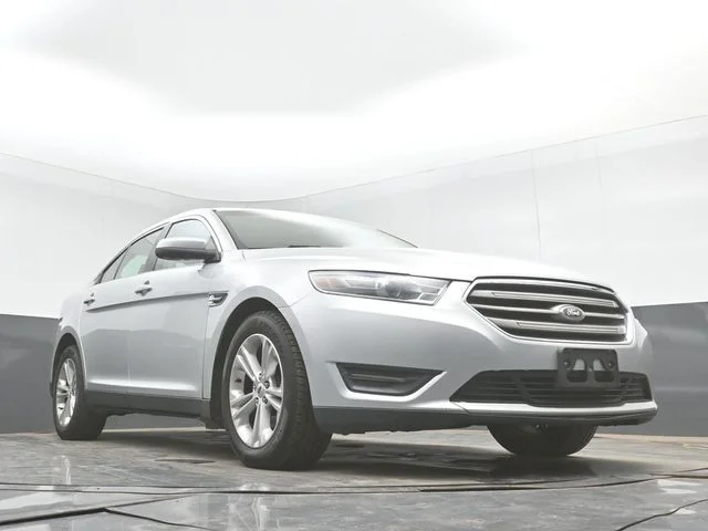 Used 2013 Ingot Silver Ford SEL image 26