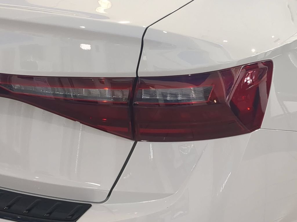 New 2026  Volkswagen 2.0T Autobahn image 6