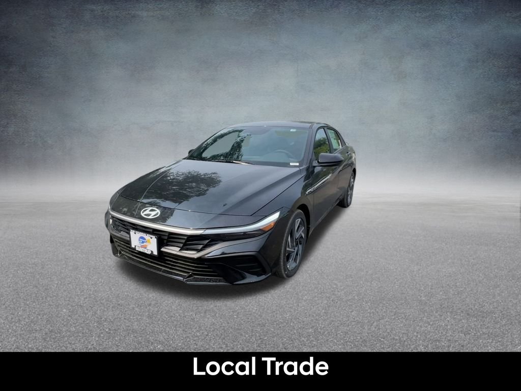 Certified Used 2025 Abyss Black Hyundai SEL Sport image 9