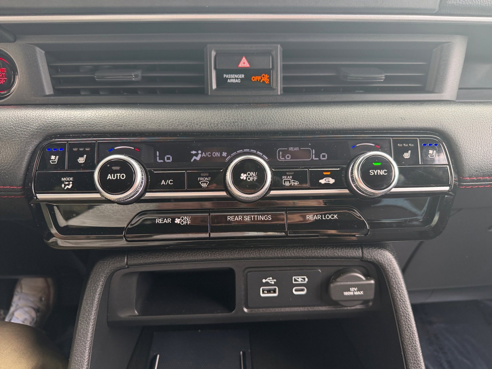 2025 Honda Pilot Black Edition - Photo 22