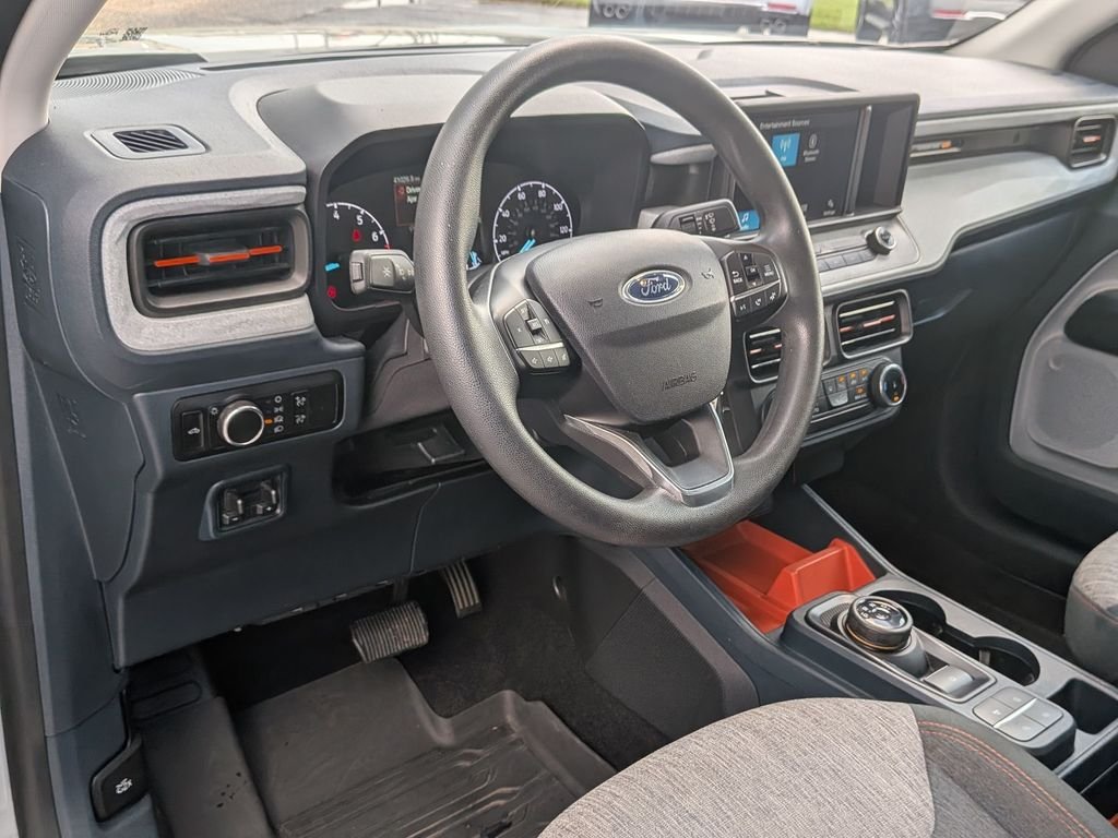 Used 2023 Green Ford XLT image 34