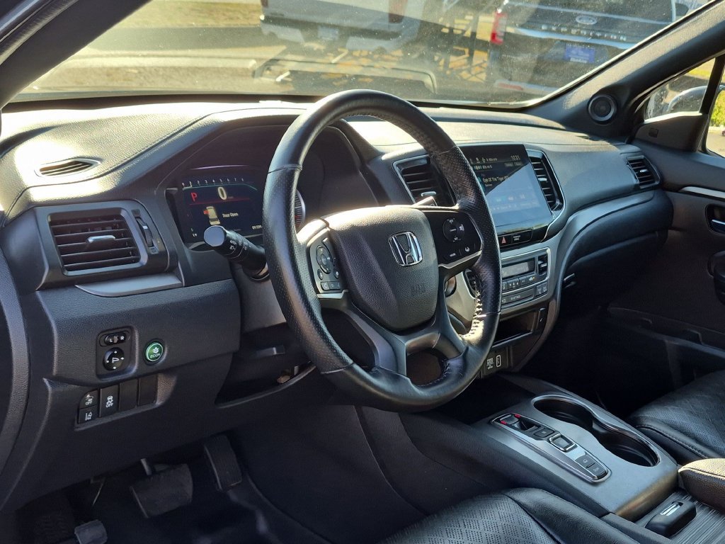 Certified Used 2019 Black Honda EX-L image 13