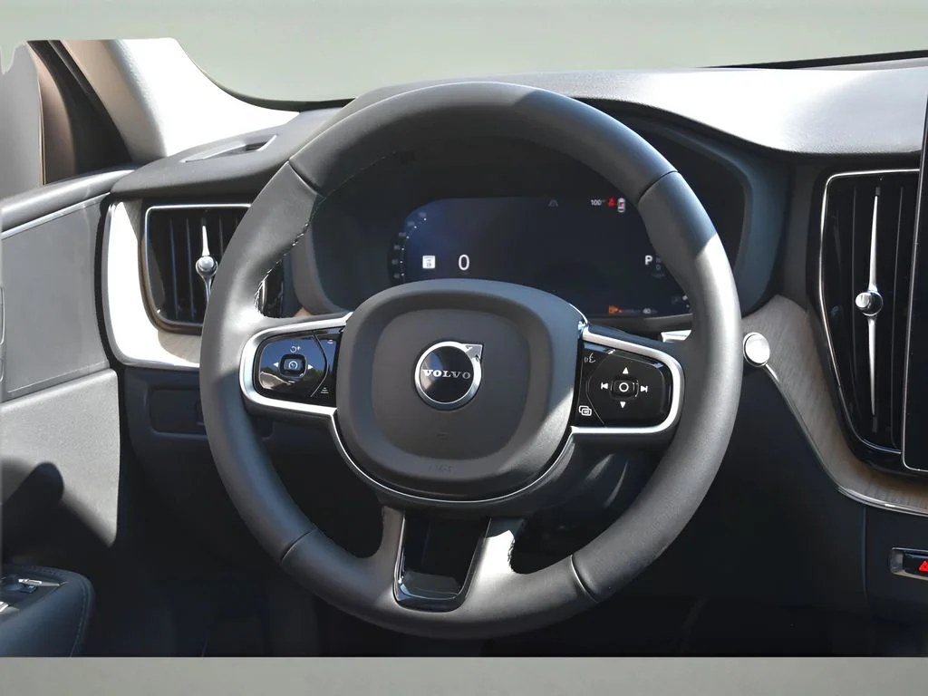 Used 2026 AURORA SILVER Volvo Plus image 16