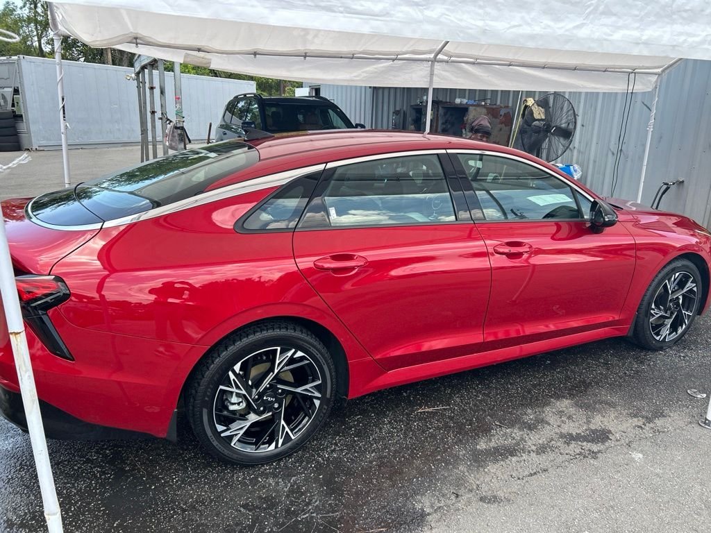 Used 2025 Red Kia GT-Line image 2