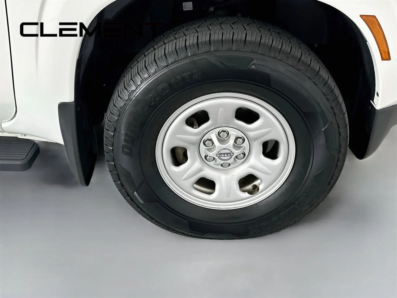 Certified Used 2022 Glacier White Nissan S image 34