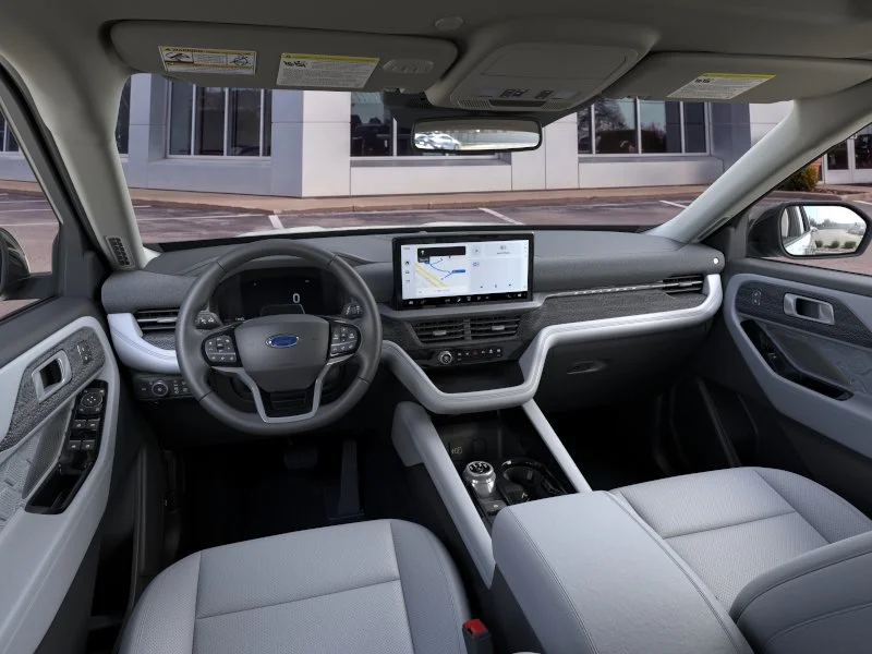 New 2026 Space White Metallic Ford Platinum™ image 9