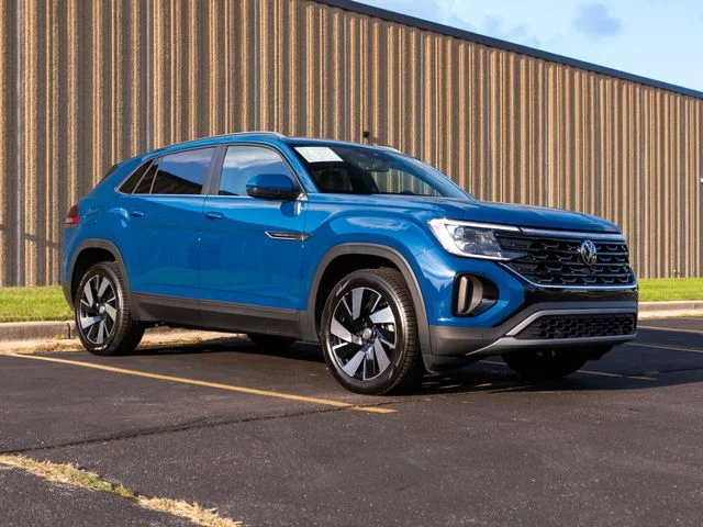 2025 Volkswagen Atlas Cross Sport 2.0T SE w/Technology