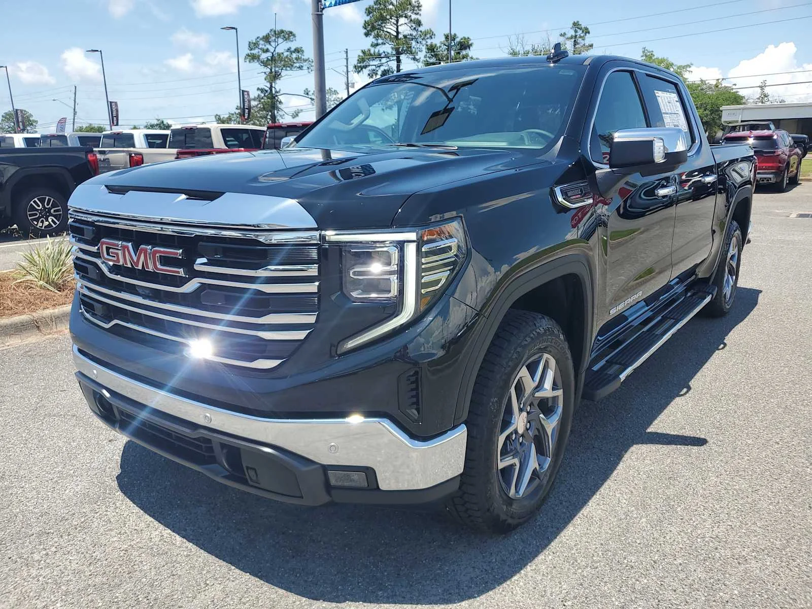 New 2026 Onyx Black GMC SLT image 1