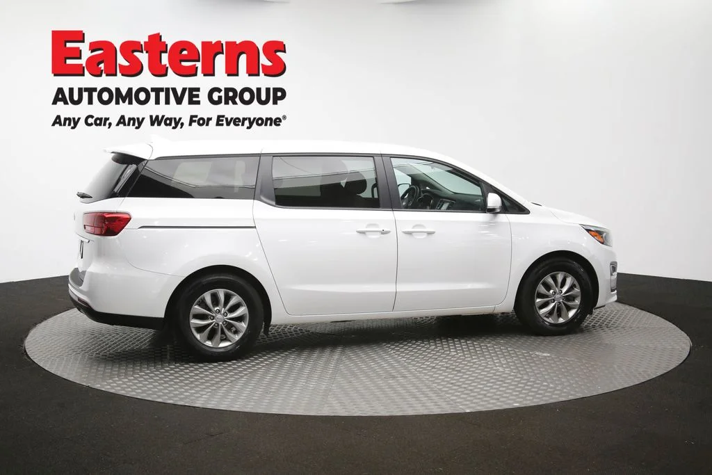 Used 2020 White Kia LX image 43
