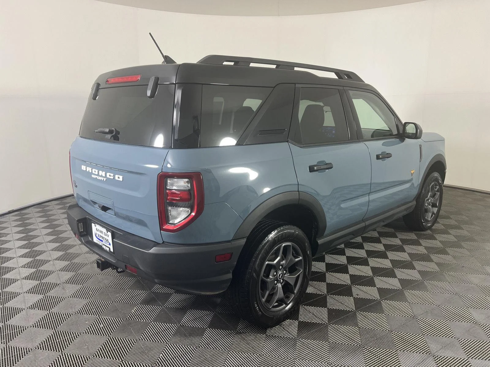 Used 2021 Area 51 Ford Badlands image 3