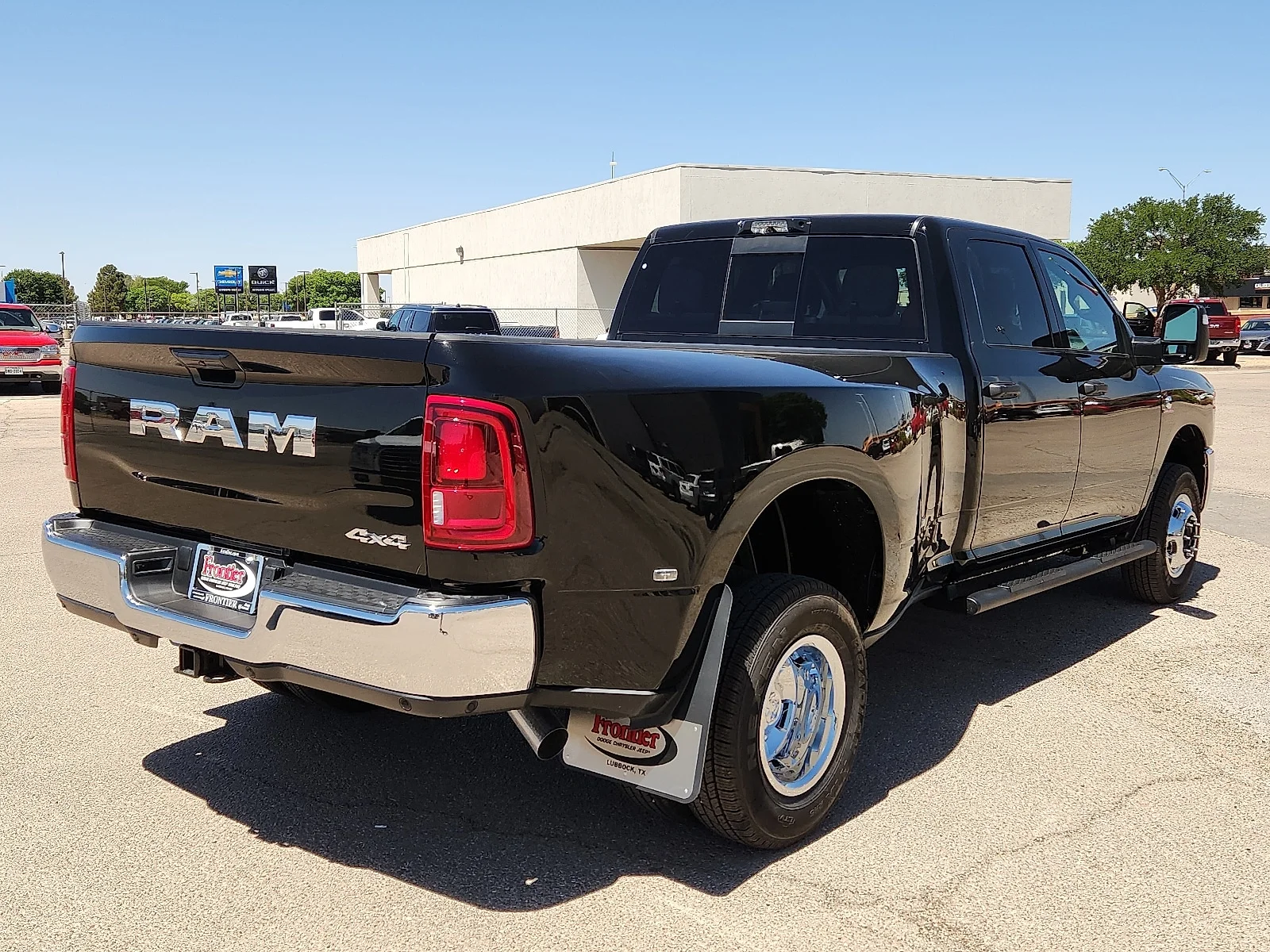 New 2026 Diamond Black Crystal Pearl-Coat  Paint Ram TRADESMAN CREW CAB 4X4 8