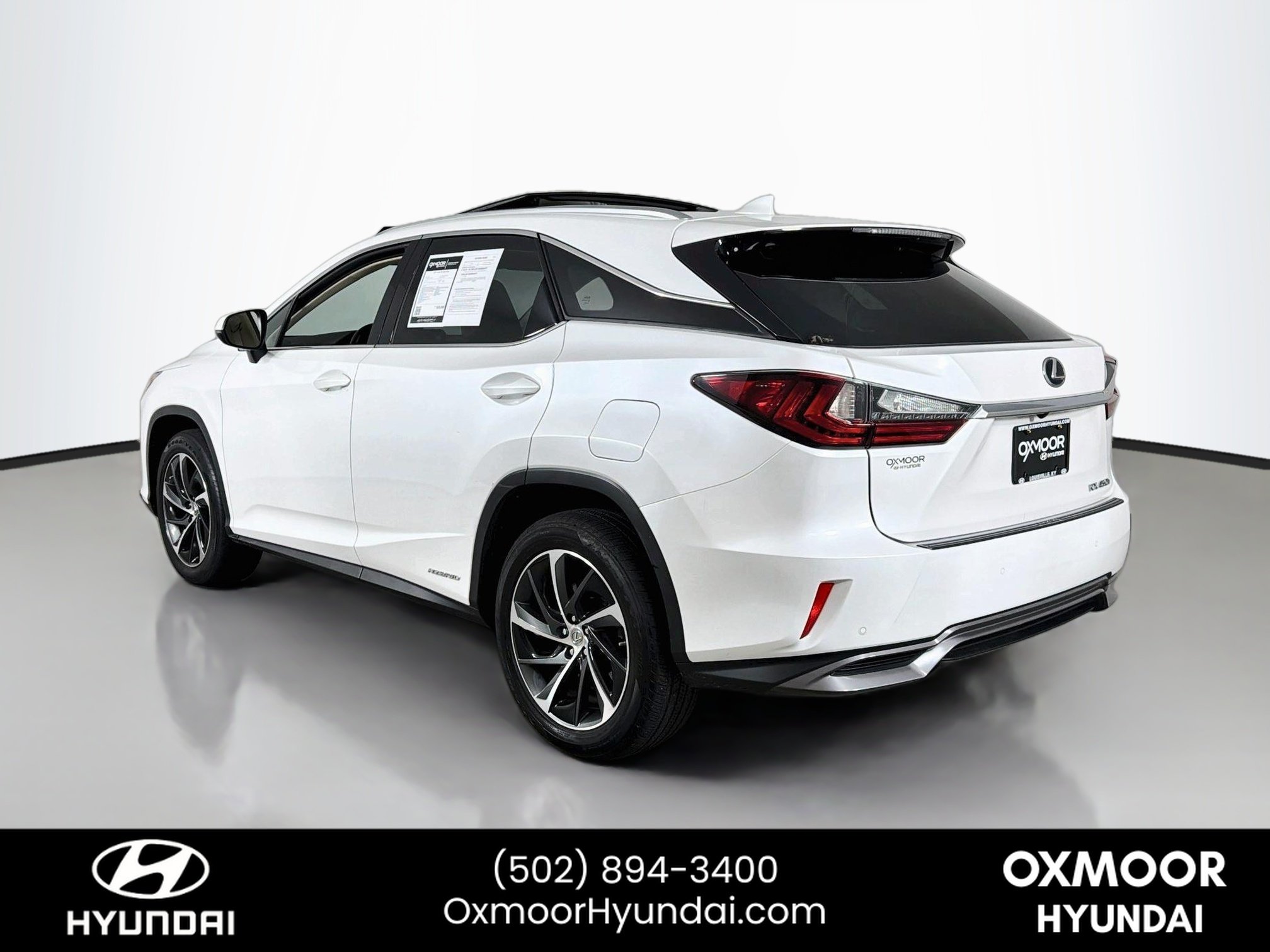 Used 2017 Eminent White Pearl Lexus Base image 5