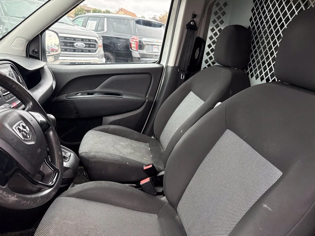Used 2016 Bright White Ram Tradesman image 27