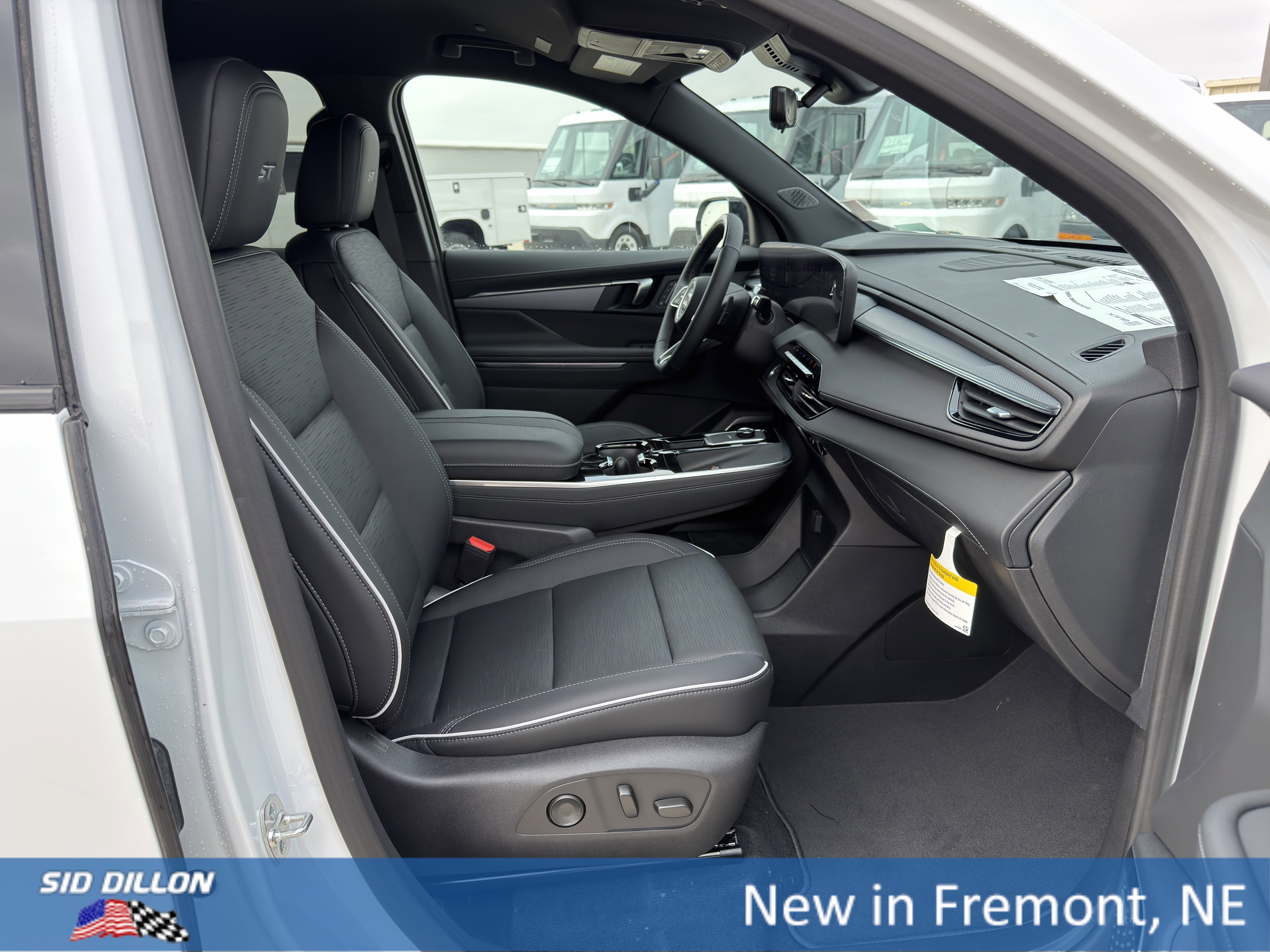2026 Buick Enclave Sport Touring - Photo 19