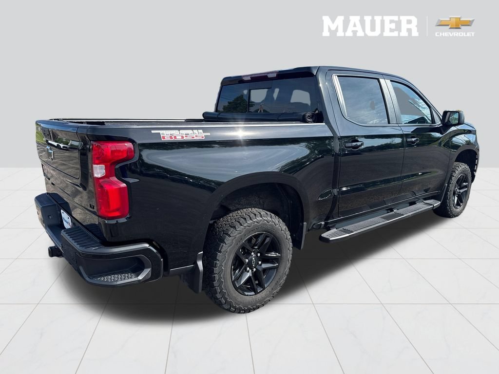 Used 2021 BLACK Chevrolet LT Trail Boss image 6