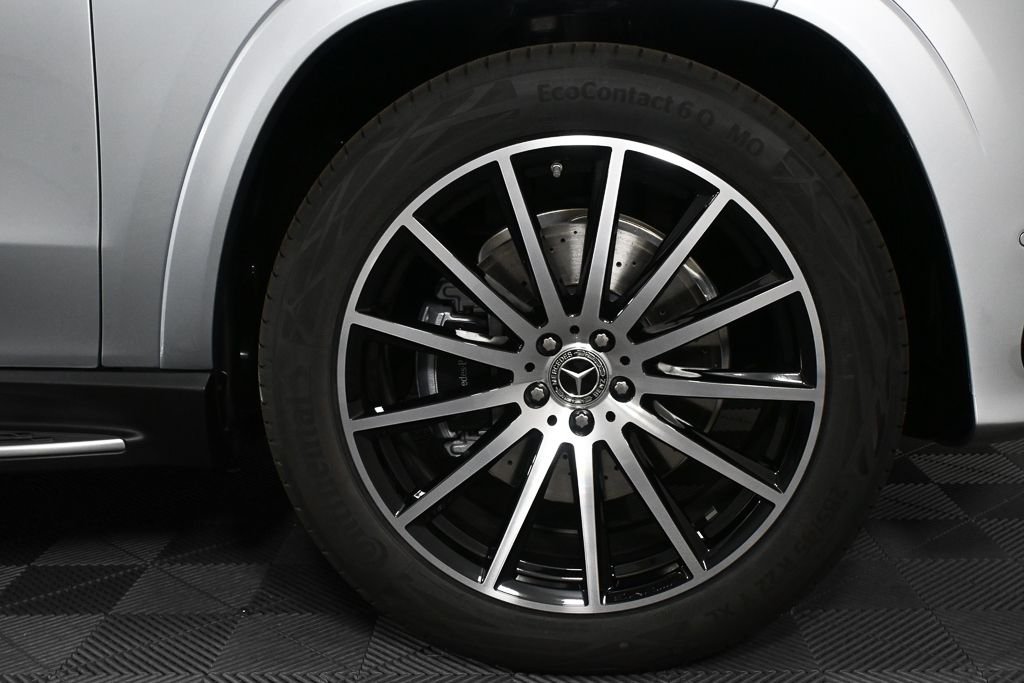 New 2026 Cirrus Silver Metallic Mercedes-Benz GLS 580 image 37