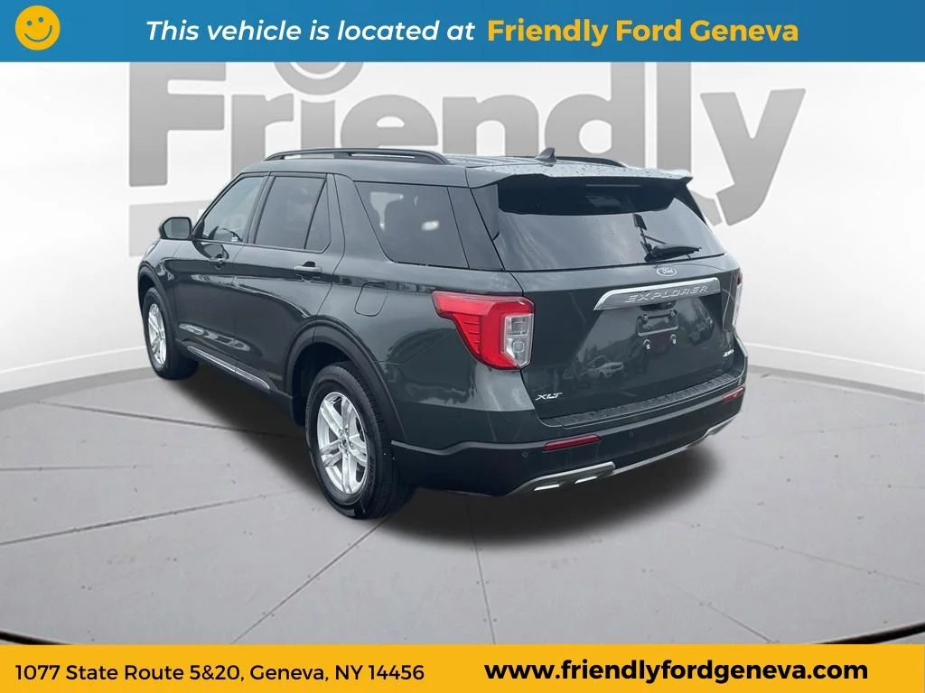 Used 2023 Green Metallic Ford XLT image 7