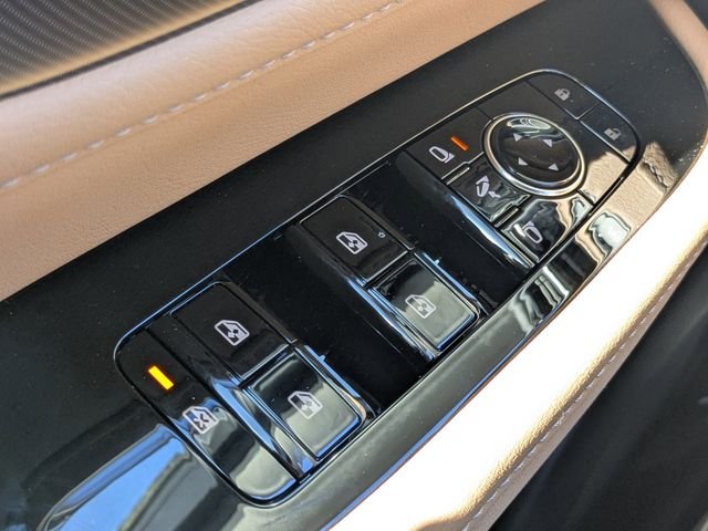 New 2026 RADIANT WHITE INFINITI Luxe 4WD image 23