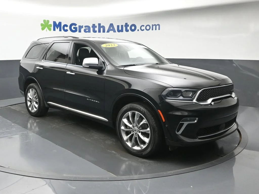 Certified Used 2023 Black Dodge Citadel image 3