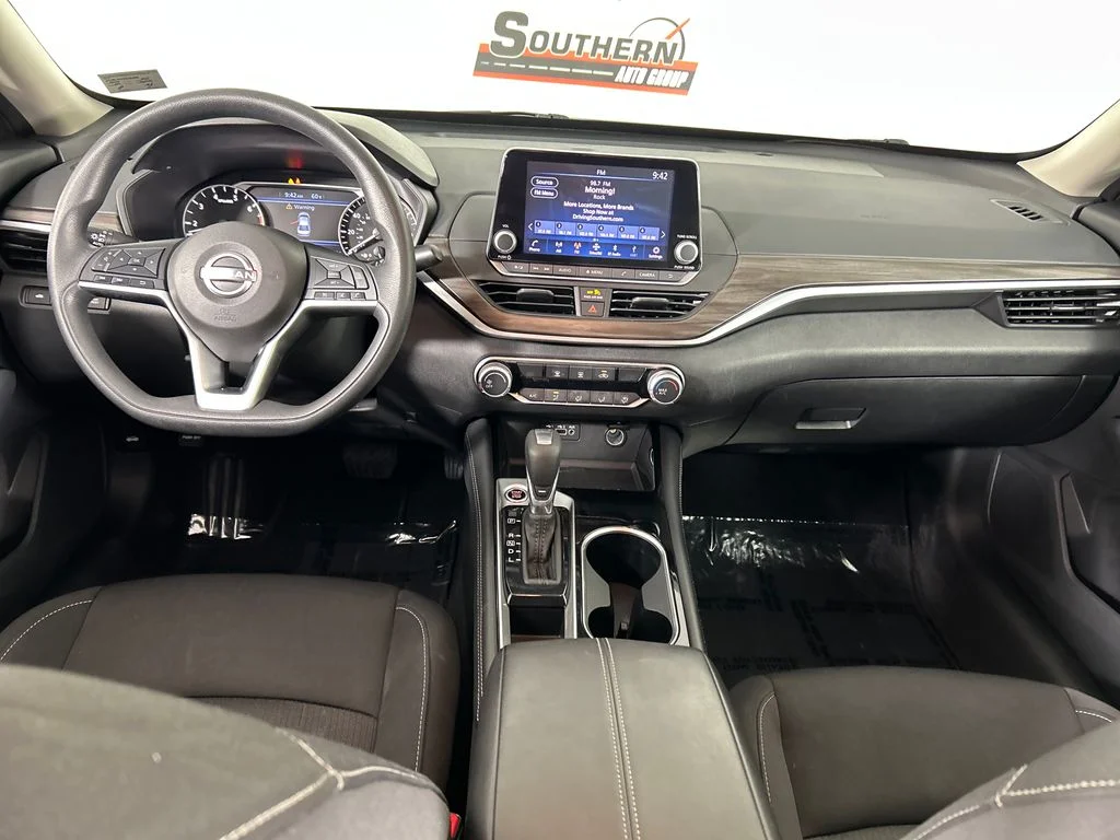 Used 2023 Gray Nissan 2.5 SV image 18
