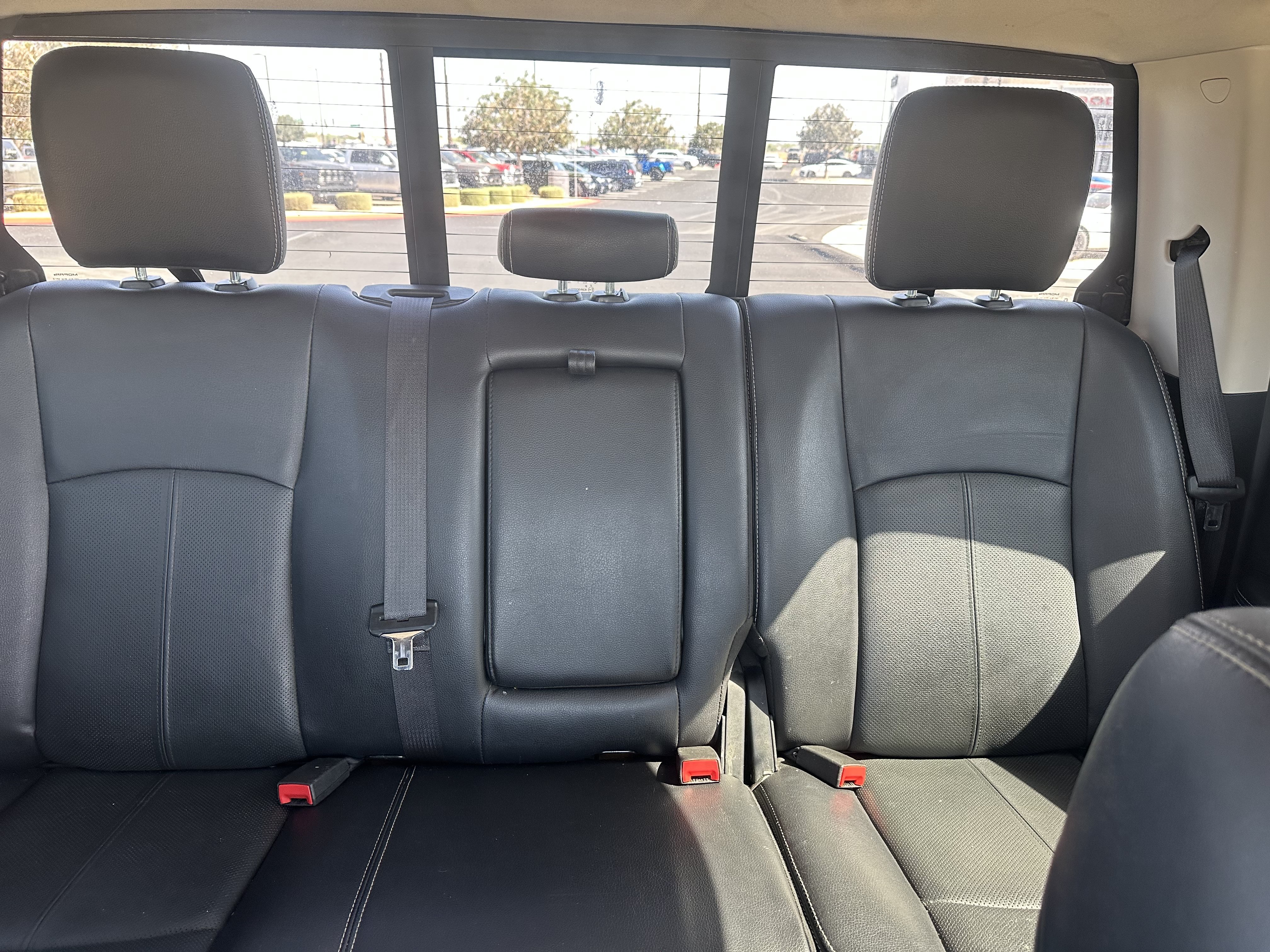 Used 2018 Delmonico Red Pearlcoat Ram Laramie image 20