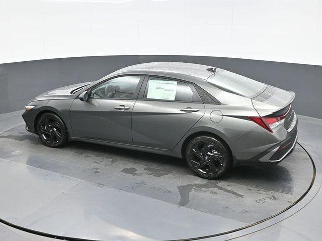 New 2026 Gray Hyundai SEL Sport Plus image 11