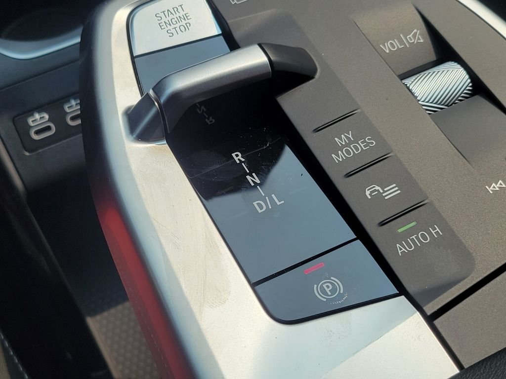 2025 BMW X1 28i - Photo 25