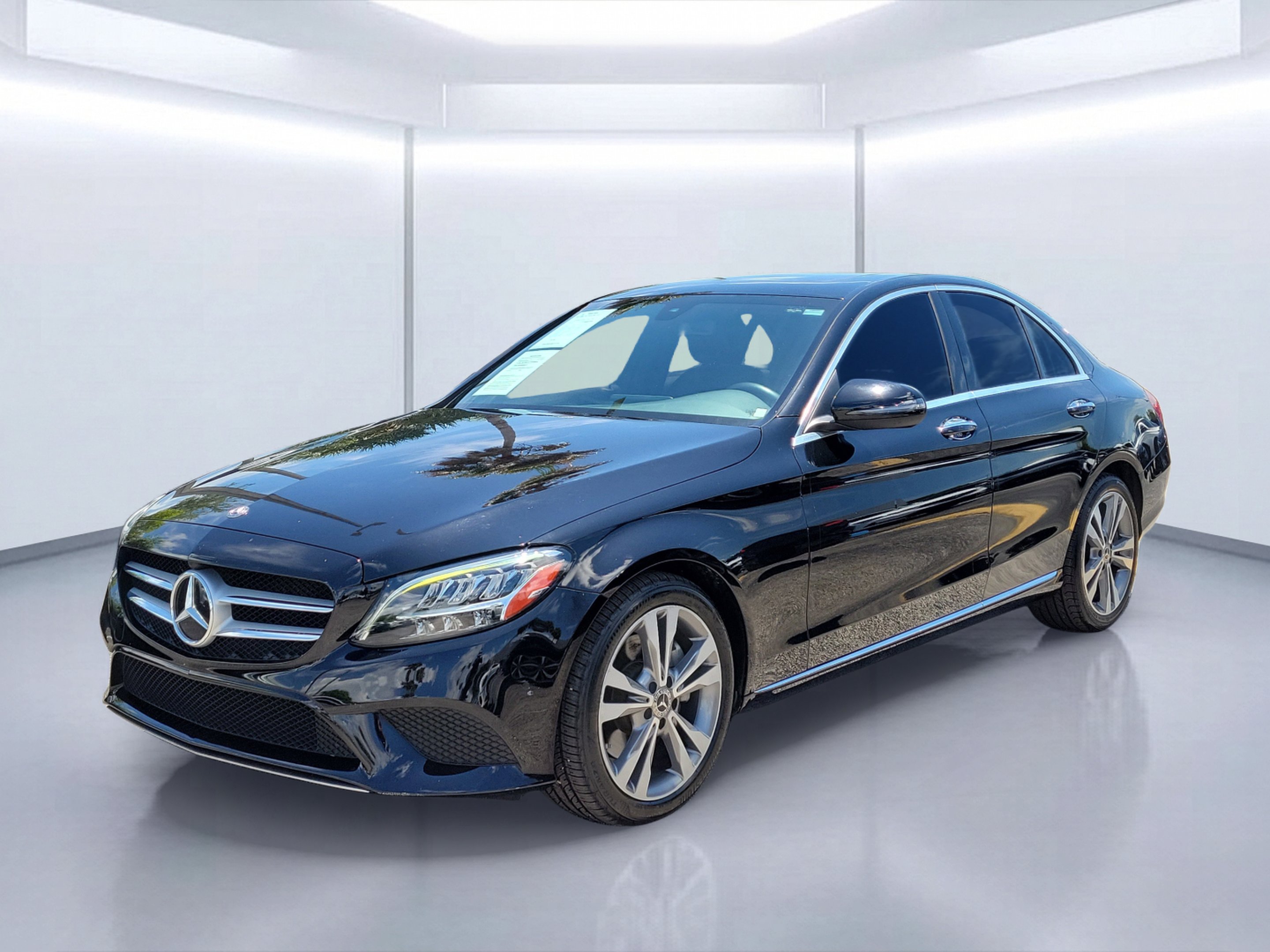 Used 2021 -Select- Mercedes-Benz C 300 image 2