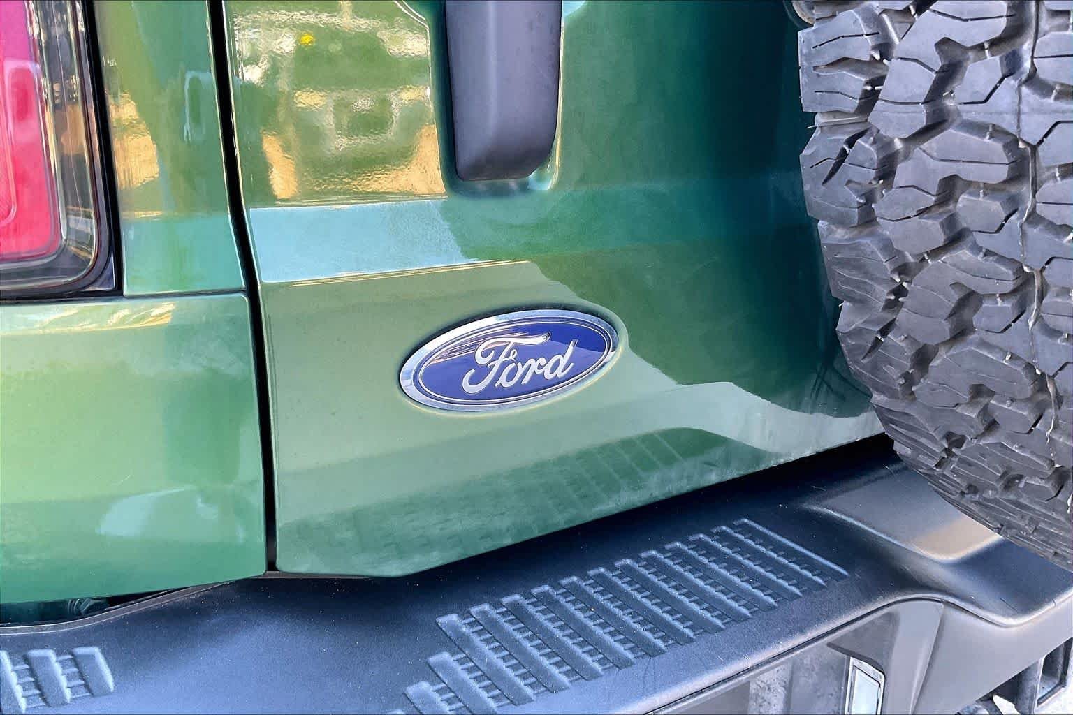 Used 2024 Eruption Green Ford Badlands image 29